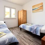 Fliri By Interhome