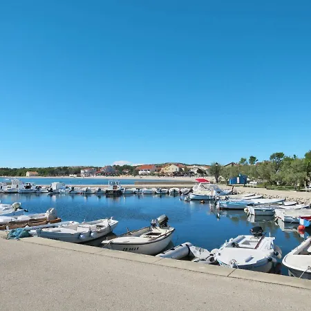 Διαμέρισμα Fliri By Interhome