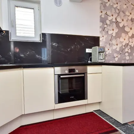 Fliri By Interhome *