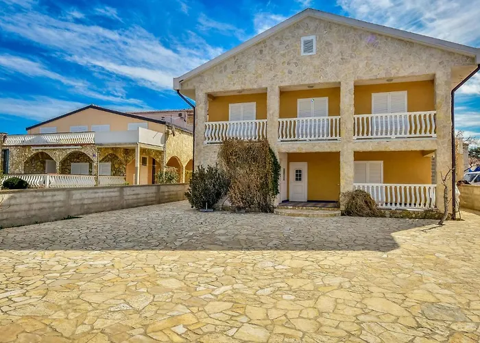 Fliri By Interhome *